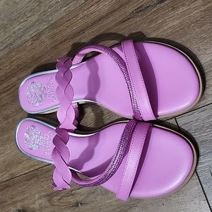 Vince camuto NEW pink jeweled sandals